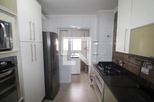 Cozinha de apartamento para alugar com 3 quartos, 97m² em Casa Verde, São Paulo