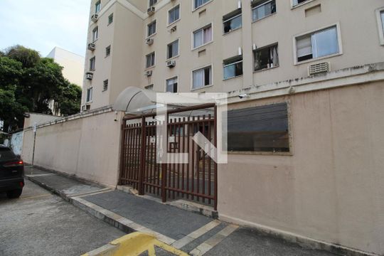 Fachada de apartamento à venda com 2 quartos, 65m² em Taquara, Rio de Janeiro