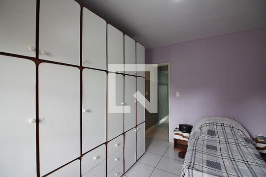 Quarto 1 de casa à venda com 2 quartos, 250m² em Alves Dias, São Bernardo do Campo