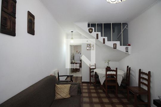 Sala de casa à venda com 2 quartos, 250m² em Alves Dias, São Bernardo do Campo