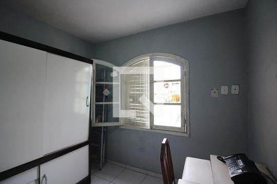 Quarto 2 de casa à venda com 2 quartos, 250m² em Alves Dias, São Bernardo do Campo