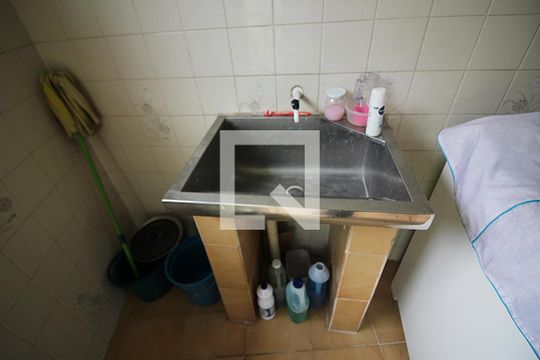 Área de Serviço de casa à venda com 2 quartos, 250m² em Alves Dias, São Bernardo do Campo