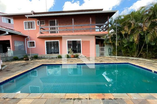 Área Externa de casa de condomínio para alugar com 5 quartos, 390m² em Jardim Sao Paulo Ii, Cotia