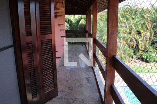 varanda de casa de condomínio para alugar com 5 quartos, 390m² em Jardim Sao Paulo Ii, Cotia