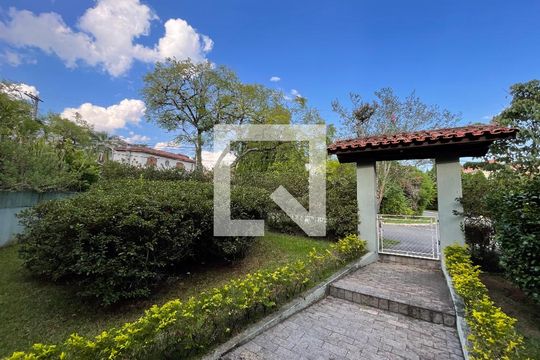 Fachada de casa de condomínio para alugar com 5 quartos, 390m² em Jardim Sao Paulo Ii, Cotia