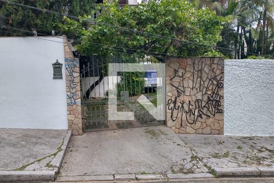 Fachada de casa para alugar com 2 quartos, 130m² em Parque das Nações, Santo André