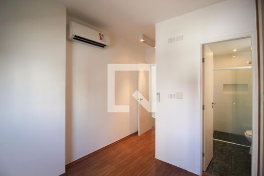Suíte de apartamento à venda com 1 quarto, 60m² em Vila Olímpia, São Paulo