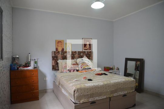 Quarto 2 de casa à venda com 2 quartos, 200m² em Santa Terezinha, Santo André