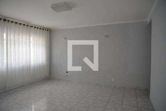 Sala de casa à venda com 2 quartos, 200m² em Santa Terezinha, Santo André