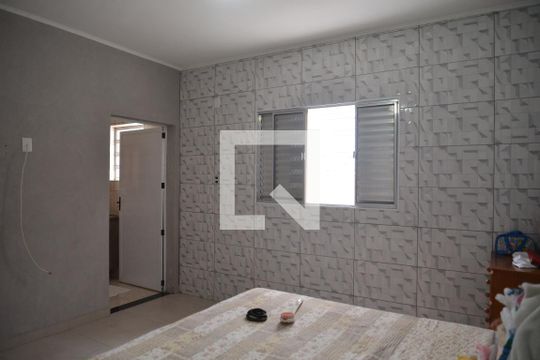 Quarto 2 de casa à venda com 2 quartos, 200m² em Santa Terezinha, Santo André