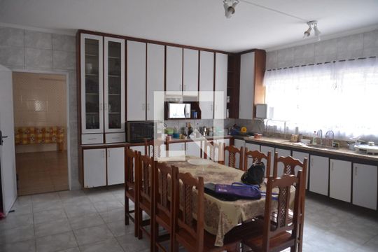 Cozinha de casa à venda com 2 quartos, 200m² em Santa Terezinha, Santo André