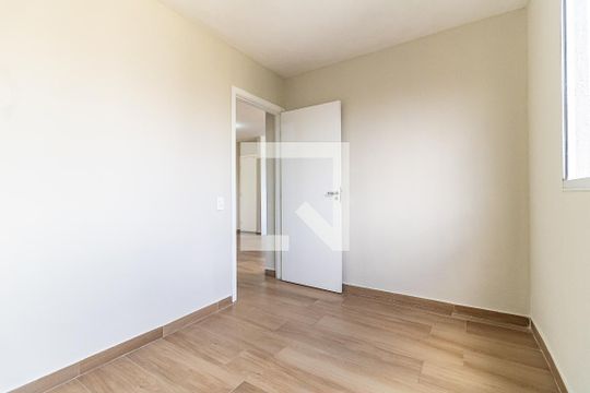 Quarto 1 de apartamento para alugar com 2 quartos, 43m² em Vila Cristalia, São Paulo