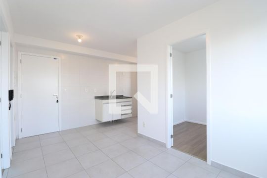 Sala de apartamento para alugar com 2 quartos, 35m² em Vila Leopoldina, São Paulo