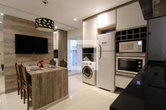 Sala/Cozinha de apartamento para alugar com 1 quarto, 48m² em Itaim Bibi, São Paulo