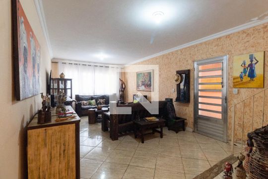 Sala de casa à venda com 4 quartos, 250m² em Chácara Cruzeiro do Sul, São Paulo