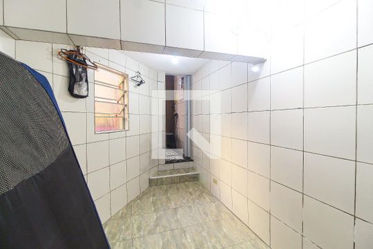 Quarto 2 de casa à venda com 4 quartos, 100m² em Vila Carmosina, São Paulo