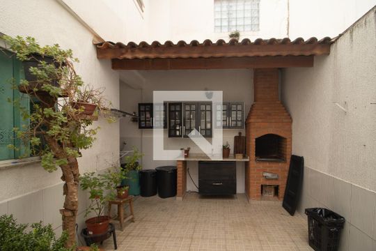 Churrasqueira de casa à venda com 3 quartos, 147m² em Vila Mazzei, São Paulo