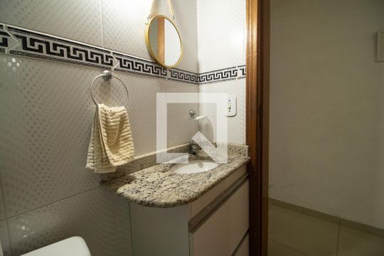 Lavabo de casa à venda com 3 quartos, 147m² em Vila Mazzei, São Paulo