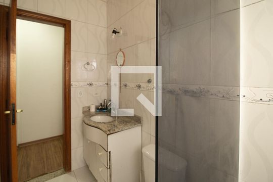 Banheiro da Suite 3 de casa à venda com 3 quartos, 147m² em Vila Mazzei, São Paulo
