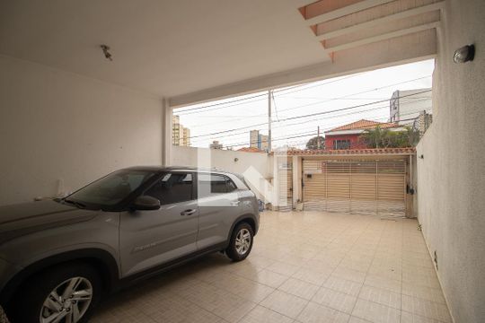 Garagem de casa à venda com 3 quartos, 147m² em Vila Mazzei, São Paulo