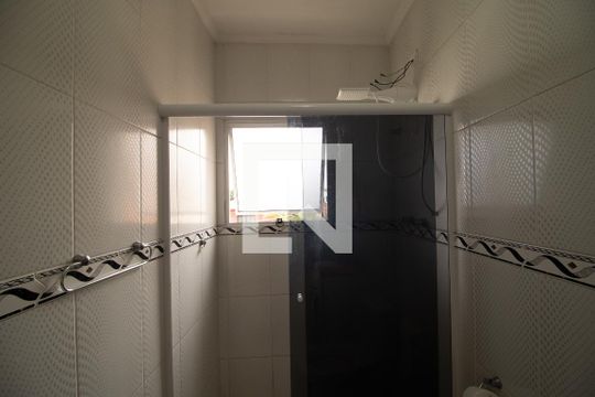 Banheiro da Suíte 1 de casa para alugar com 3 quartos, 147m² em Vila Mazzei, São Paulo