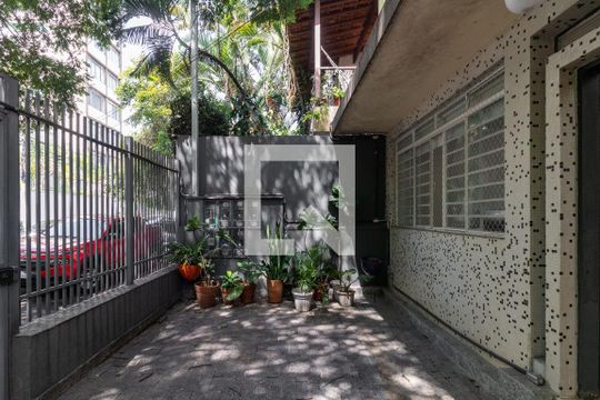 Área Externa de apartamento para alugar com 3 quartos, 91m² em Perdizes, São Paulo
