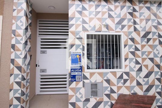 Plaquinha de apartamento para alugar com 1 quarto, 35m² em Vila California, São Paulo