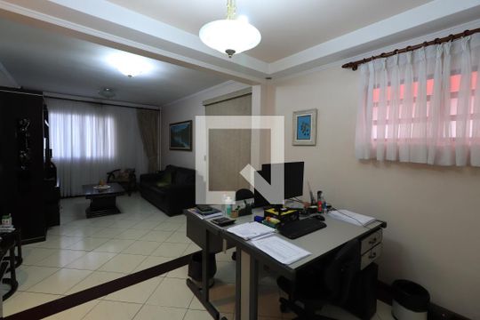 Sala de casa para alugar com 3 quartos, 302m² em Vila Carrão, São Paulo