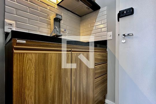 Cozinha de kitnet/studio para alugar com 0 quarto, 26m² em Vila Clementino, São Paulo