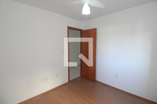Quarto 1 de apartamento para alugar com 2 quartos, 42m² em Del Castilho, Rio de Janeiro