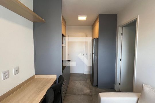 Sala de kitnet/studio à venda com 1 quarto, 24m² em Pinheiros, São Paulo