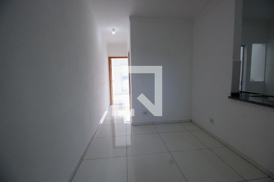 Sala/Cozinha de casa para alugar com 2 quartos, 50m² em Jardim Monte Kemel, São Paulo