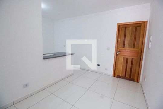 Sala/Cozinha de casa para alugar com 2 quartos, 50m² em Jardim Monte Kemel, São Paulo