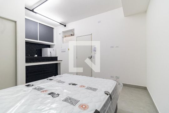 Quarto de kitnet/studio para alugar com 1 quarto, 20m² em Aclimação, São Paulo