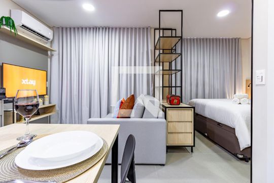 Apartamento para alugar com 1 quarto, 30m² em Vila Madalena, São Paulo
