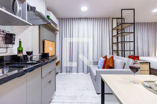Apartamento para alugar com 1 quarto, 28m² em Vila Madalena, São Paulo