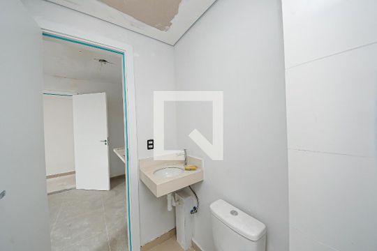 Banheiro de apartamento para alugar com 1 quarto, 28m² em Vila Formosa, São Paulo