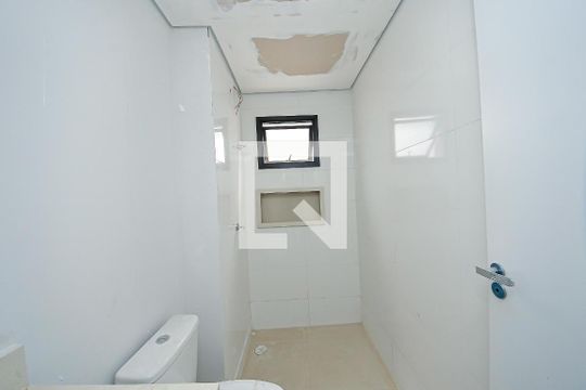 Banheiro de apartamento para alugar com 1 quarto, 28m² em Vila Formosa, São Paulo