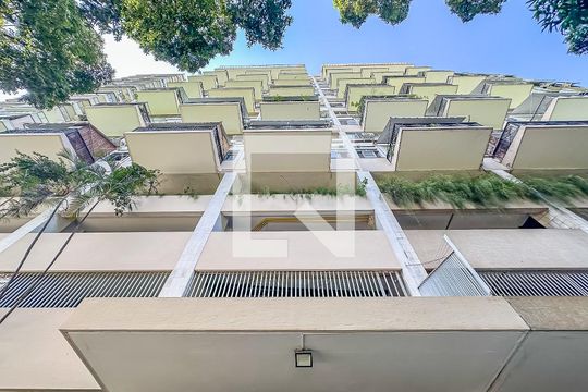 Fachada de apartamento para alugar com 2 quartos, 96m² em Flamengo, Rio de Janeiro