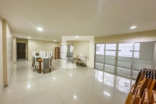Área comum de apartamento para alugar com 2 quartos, 96m² em Flamengo, Rio de Janeiro