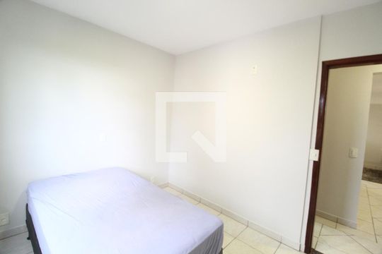 Quarto 1 de apartamento para alugar com 3 quartos, 98m² em Santa Mônica, Uberlândia
