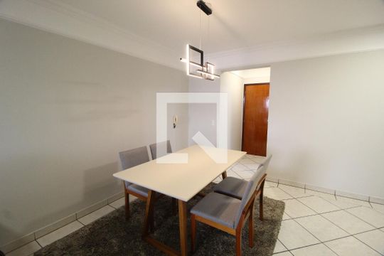 Sala de Jantar de apartamento para alugar com 3 quartos, 98m² em Santa Mônica, Uberlândia