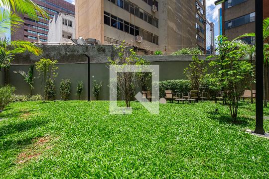 Área comum de kitnet/studio para alugar com 1 quarto, 24m² em Paraíso, São Paulo
