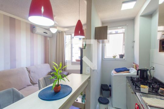 Cozinha e Área de Serviço de apartamento à venda com 2 quartos, 50m² em Olaria, Canoas