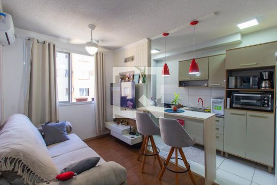 Sala de apartamento à venda com 2 quartos, 50m² em Olaria, Canoas