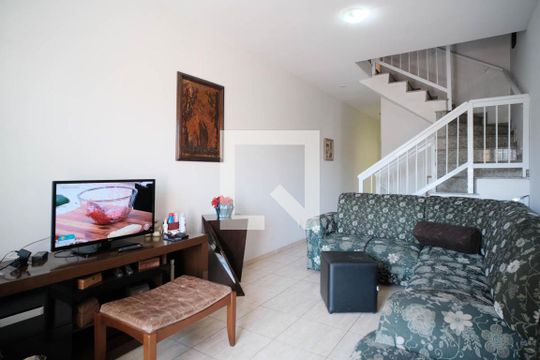 Casa à venda com 3 quartos, 110m² em Artur Alvim, São Paulo