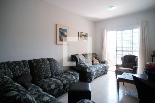 Sala de casa à venda com 3 quartos, 110m² em Artur Alvim, São Paulo