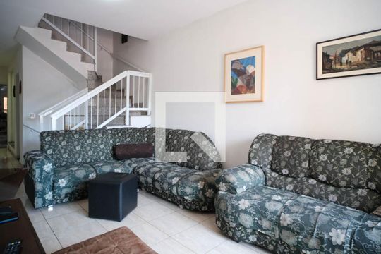 Sala de casa à venda com 3 quartos, 110m² em Artur Alvim, São Paulo