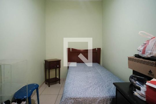 Quarto de casa à venda com 3 quartos, 110m² em Artur Alvim, São Paulo
