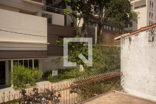 Vista da Suíte 2 de casa para alugar com 2 quartos, 108m² em Mirandópolis, São Paulo